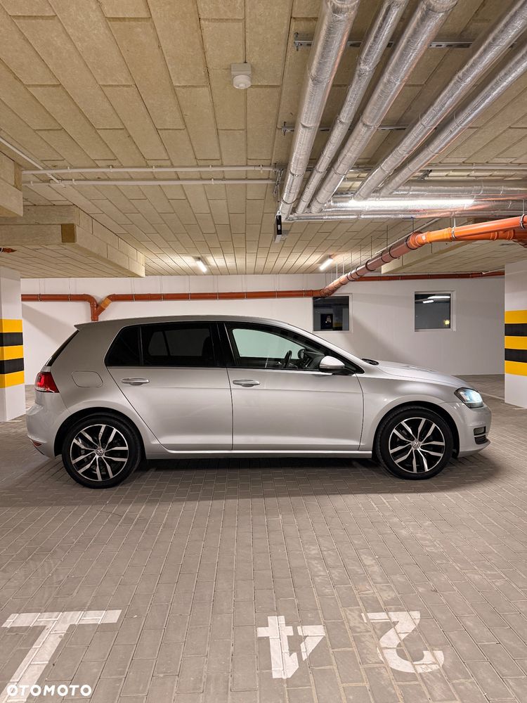 Volkswagen Golf 1.4 TSI BMT Comfortline DSG - 3