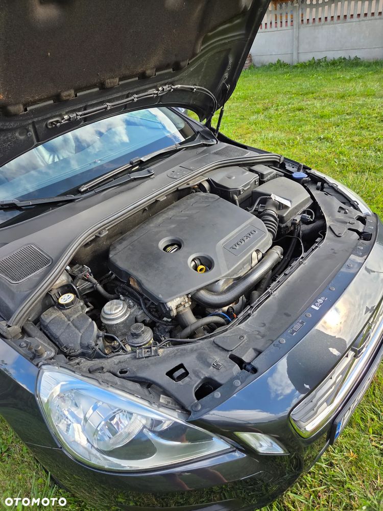 Volvo V60 D2 Momentum - 15