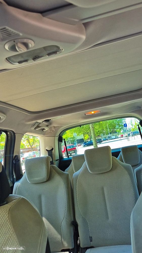 Citroën C4 Grand Picasso 1.6 HDi FAP 7L Exclusive - 16