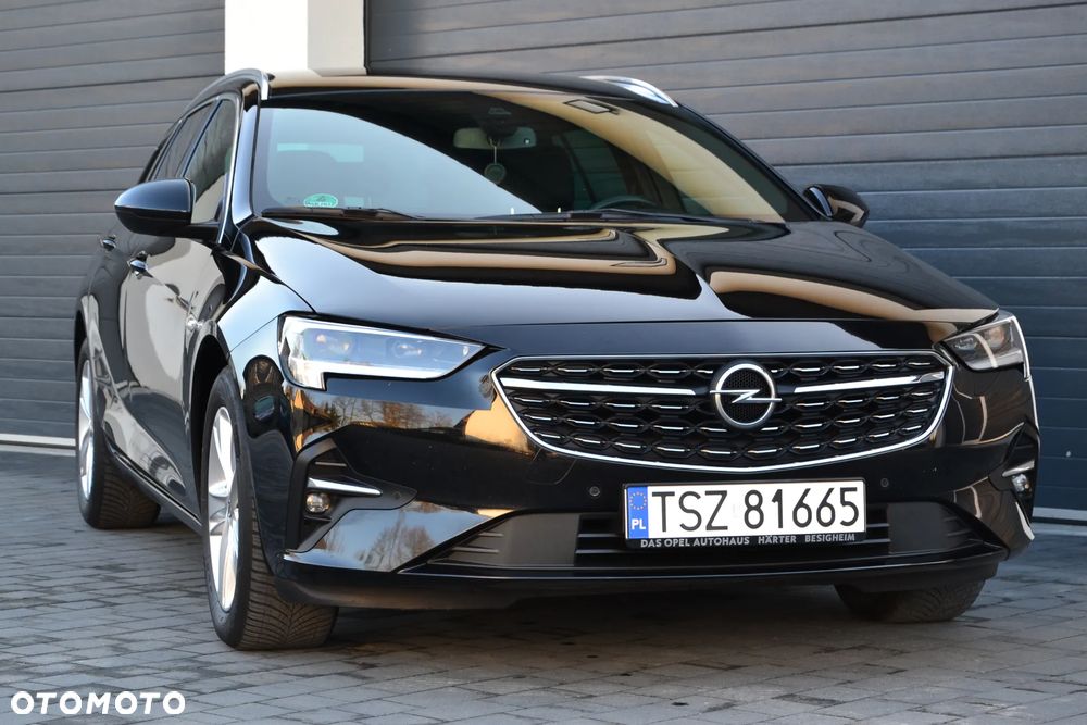 Opel Insignia - 1