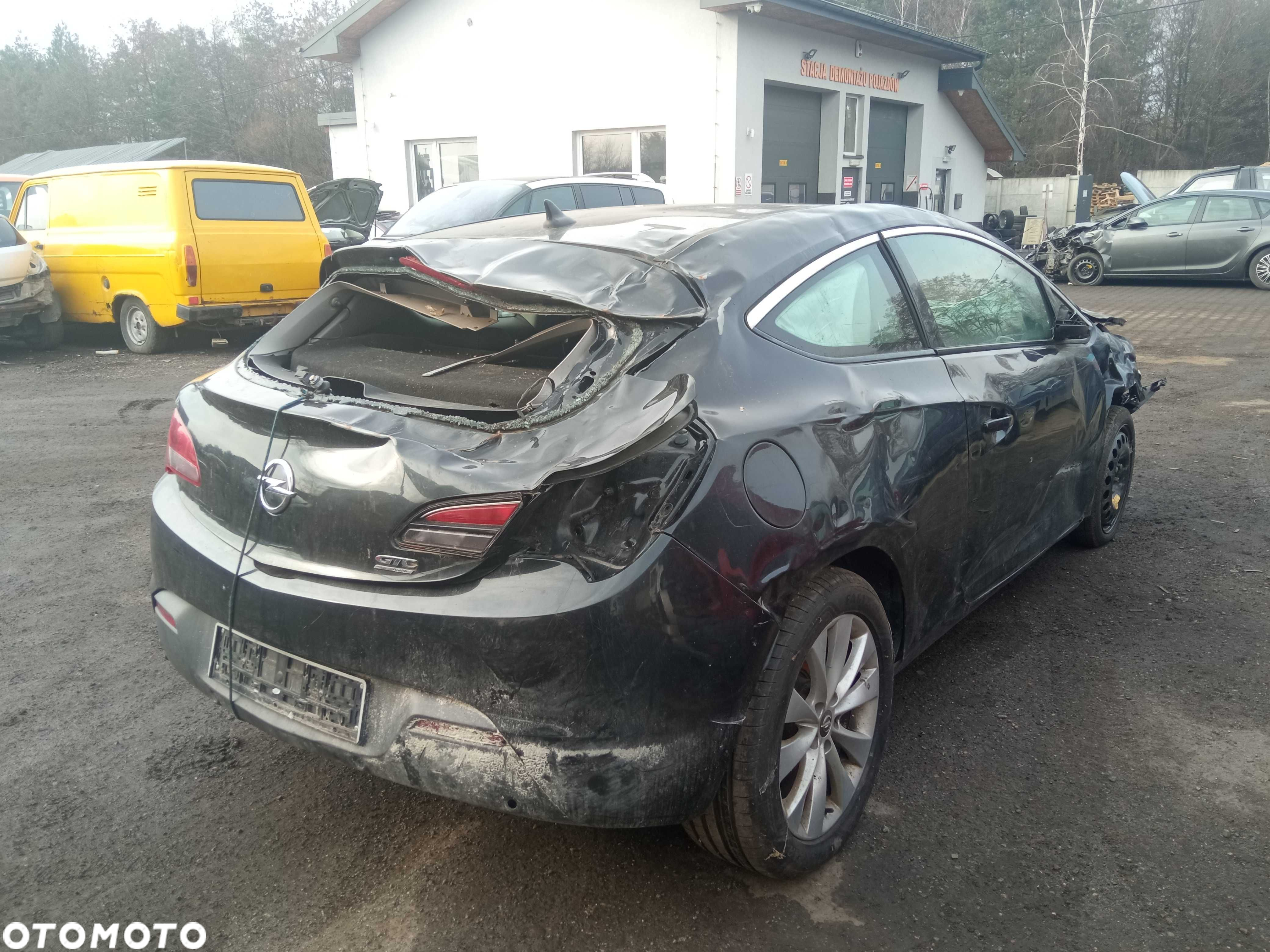 Opel Astra J GTC 1.4 A 14 NEL *na części* - 4