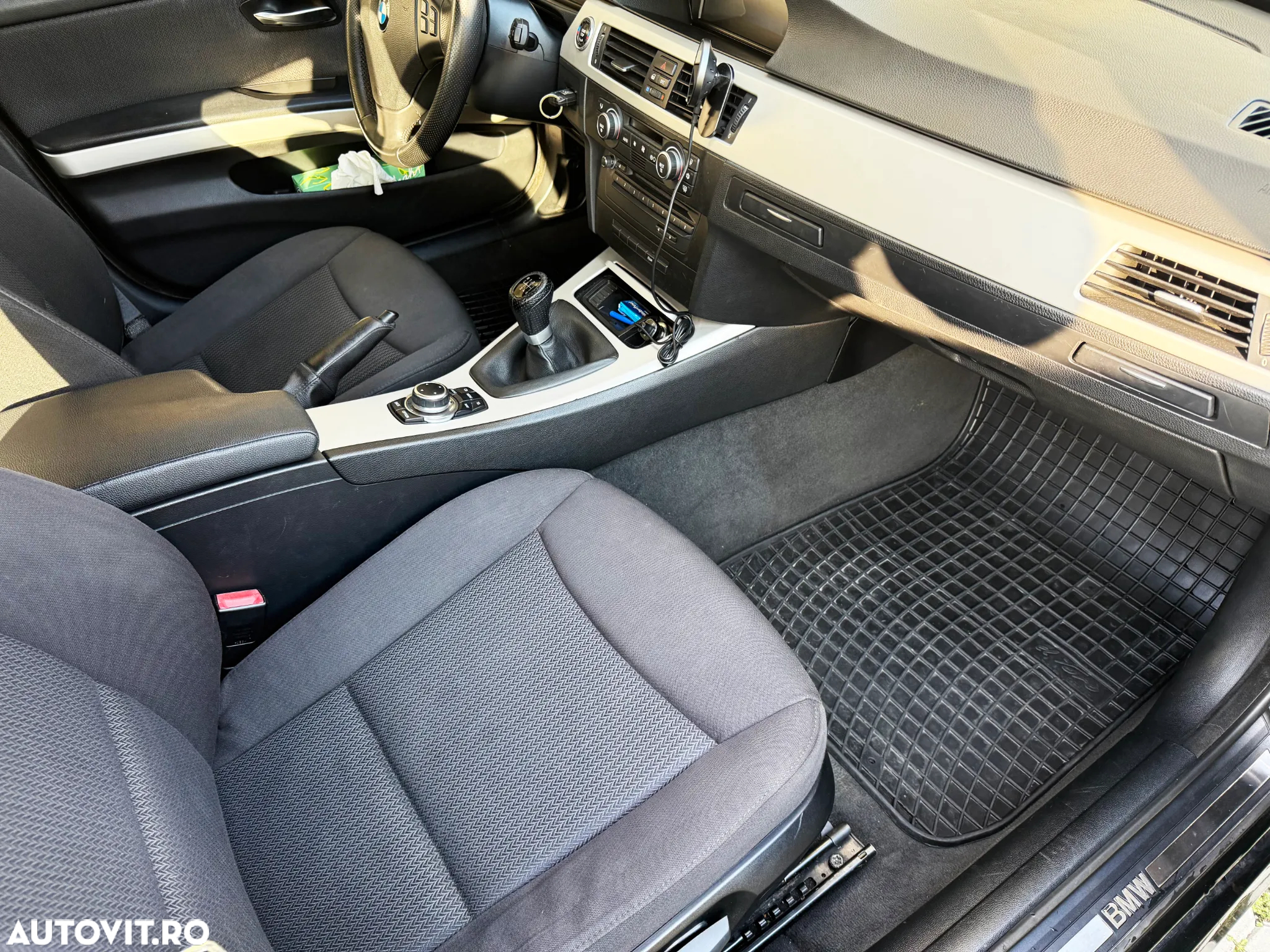BMW Seria 3 318d DPF - 36