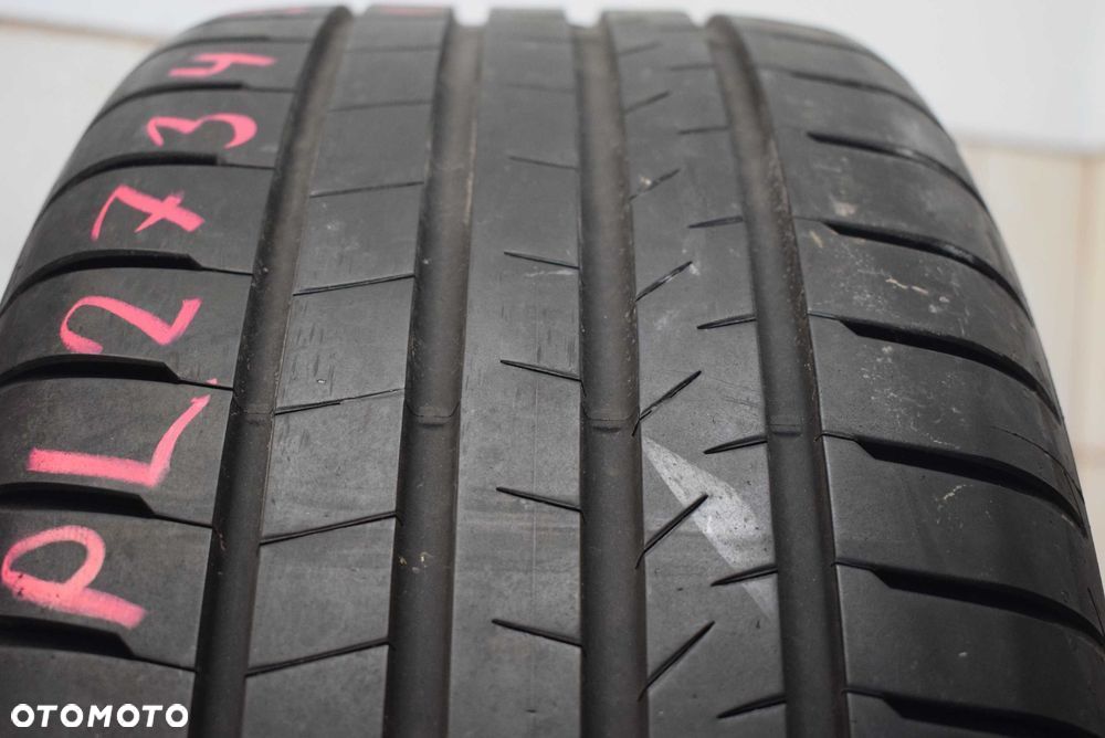 R18 235/55 Bridgestone Alenza 001 B-Seal - 1