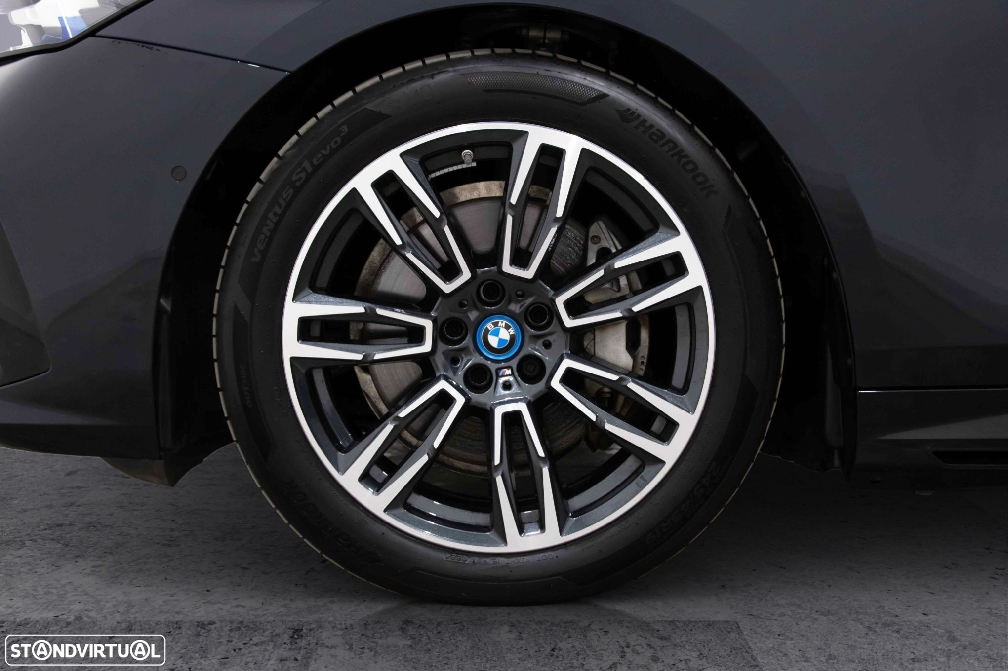 BMW i5 eDrive40 Edição Desportiva M - 13