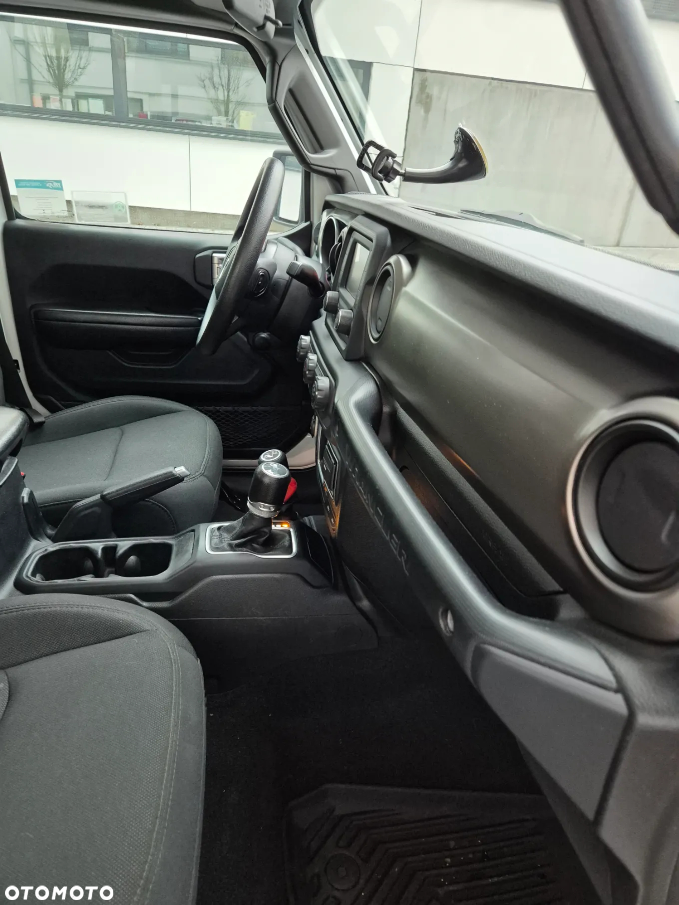 Jeep Wrangler Unlimited GME 2.0 Turbo Sport - 27