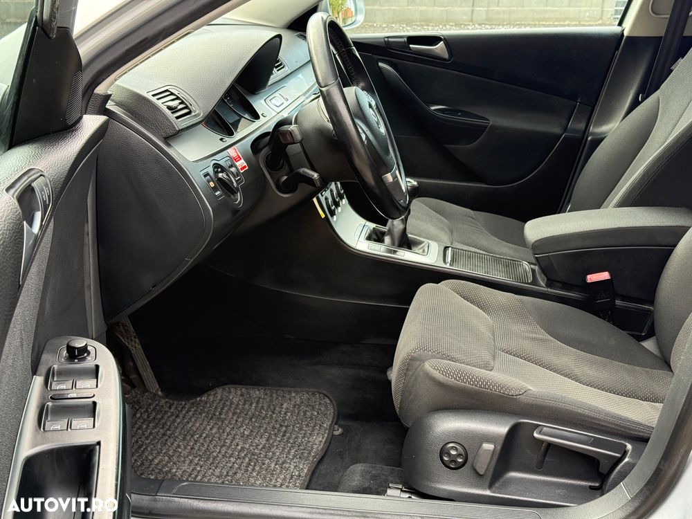 Volkswagen Passat 2.0 TDI DPF Comfortline Blue Motion Technology - 8