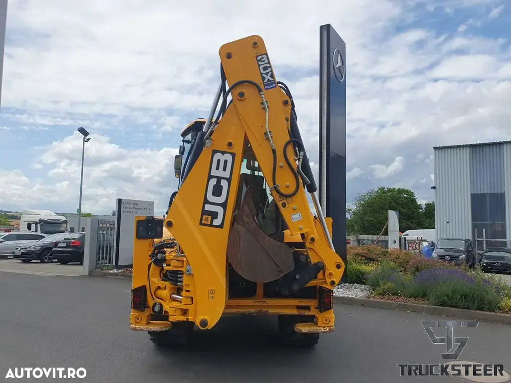JCB 3CX - 4