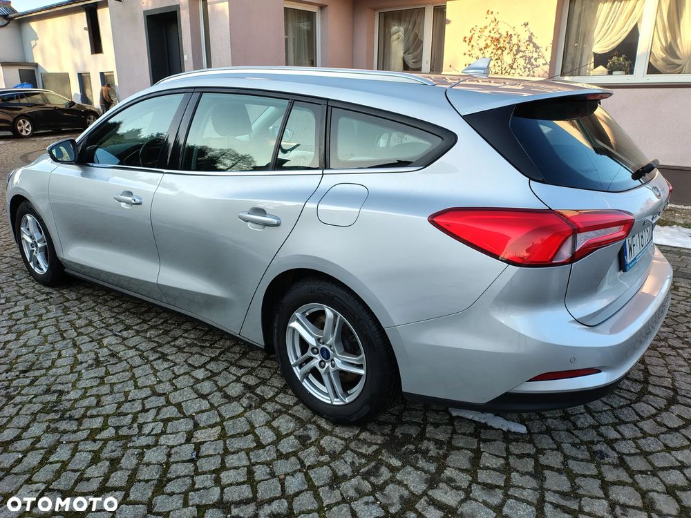 Ford Focus 1.0 EcoBoost Connected - 4