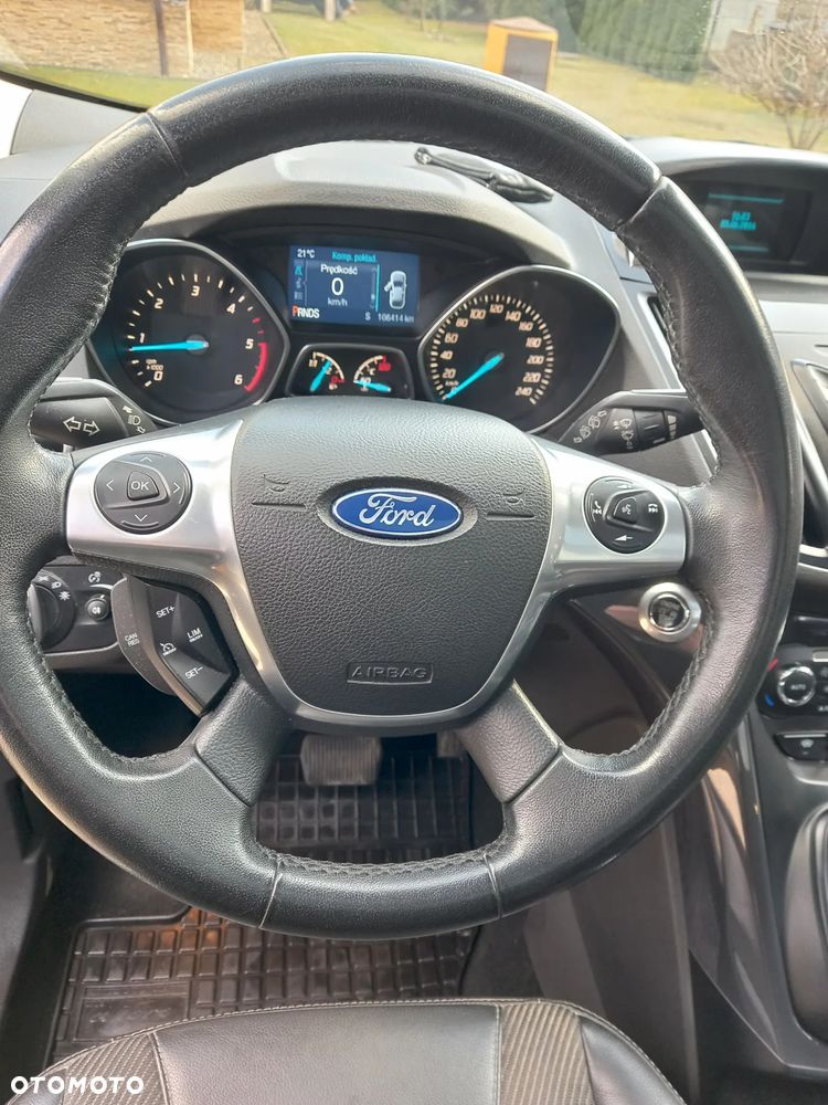 Ford Kuga - 8
