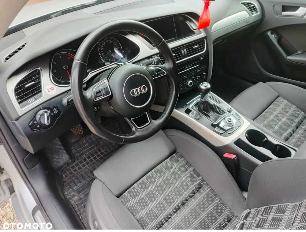 Audi A4 Avant 2.0 TDI Quattro - 6