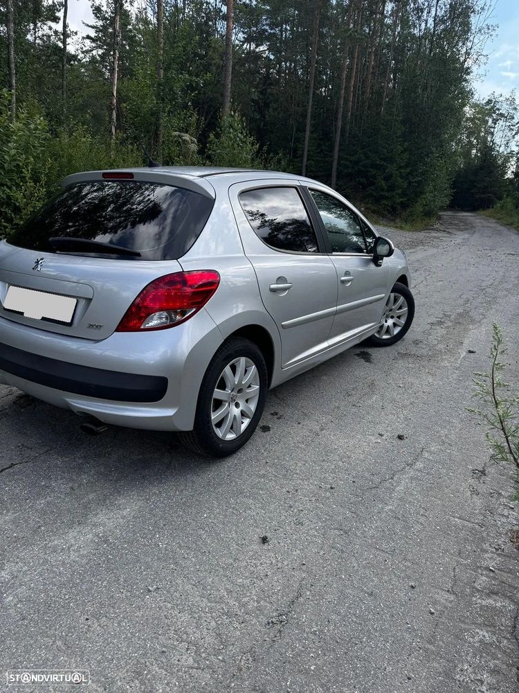 Peugeot 207 - 3