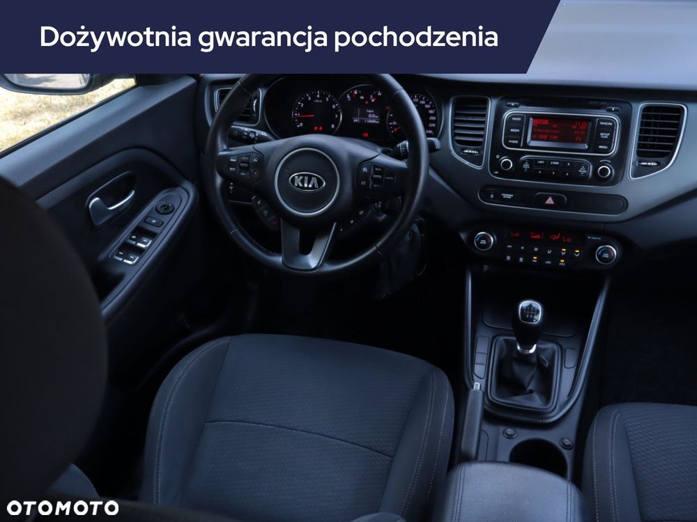Kia Carens - 9
