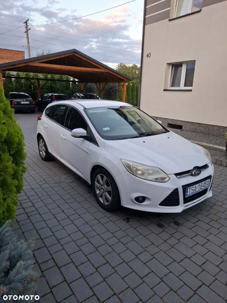 Ford Focus 2013 photo 2