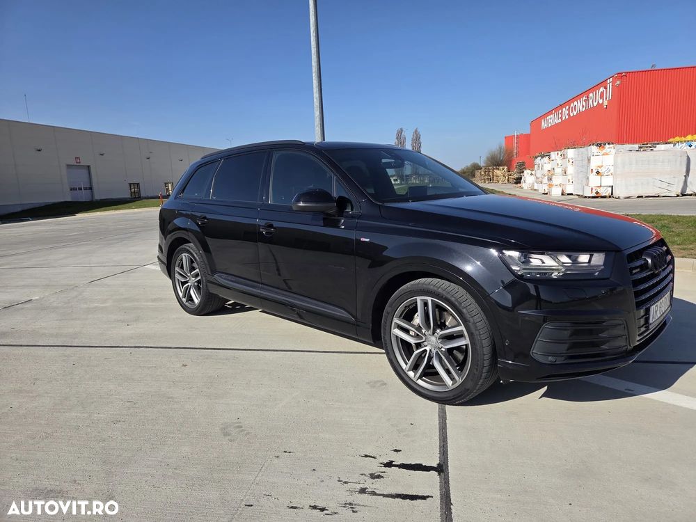 Audi Q7 - 1