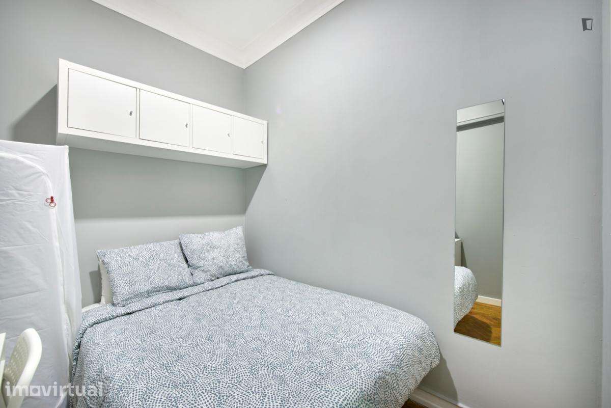 Quarto - localizado em Amadora Lisbon - Grande imagem: 3/28