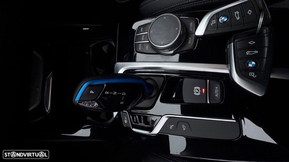 BMW iX3 Impressive - 19