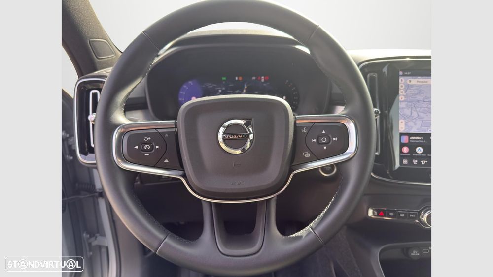Volvo XC 40 2.0 B3 Core - 11