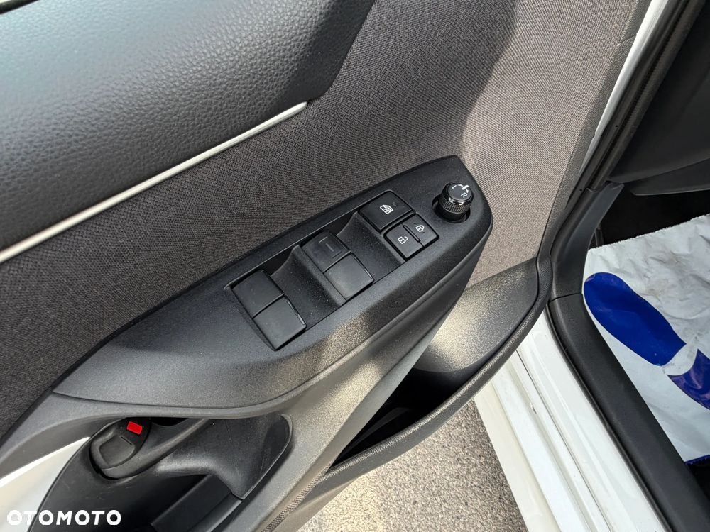 Toyota Yaris Hybrid 1.5 Comfort - 31