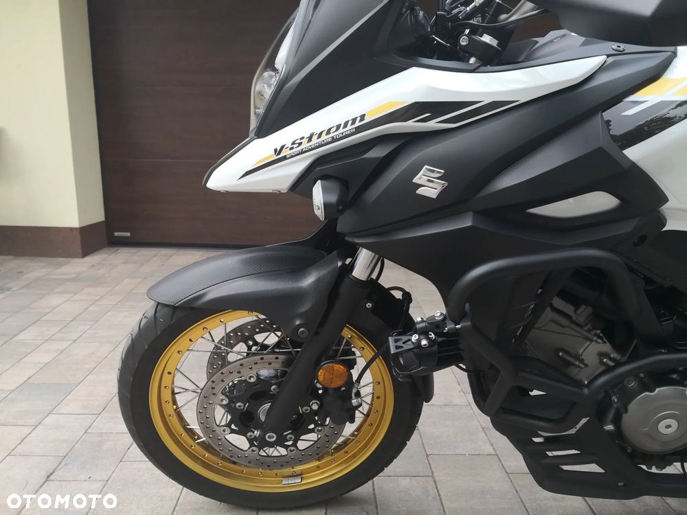 Suzuki V-STROM - 6