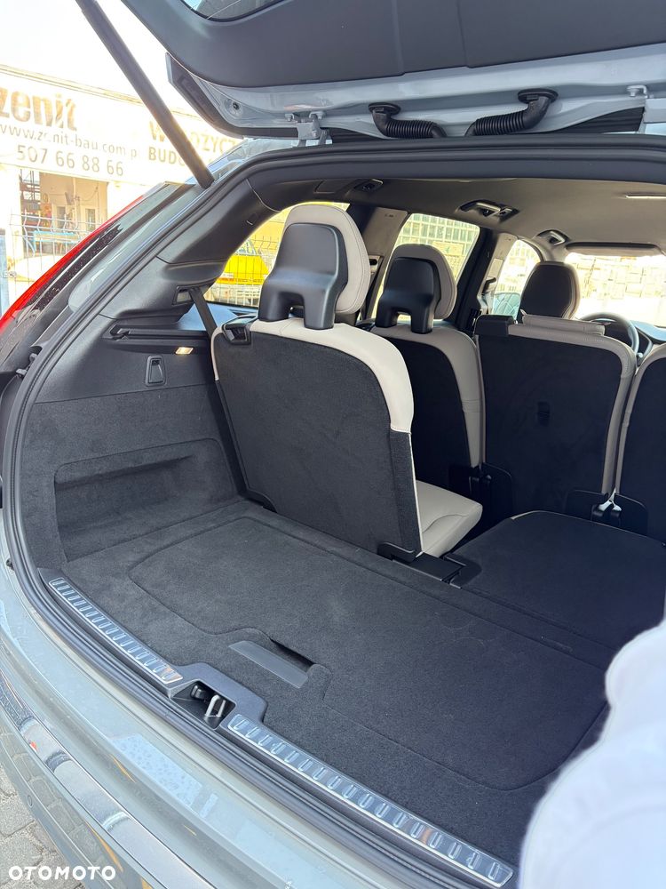 Volvo XC 90 B5 B AWD Plus Bright - 9