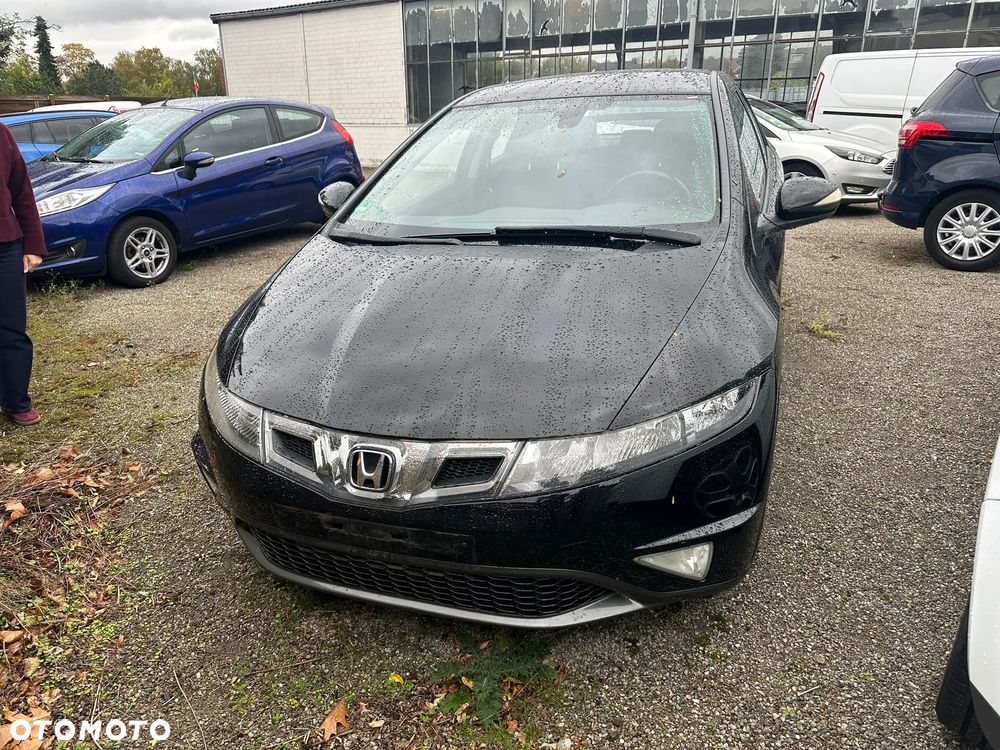 Honda Civic 1.8 Executive - 1