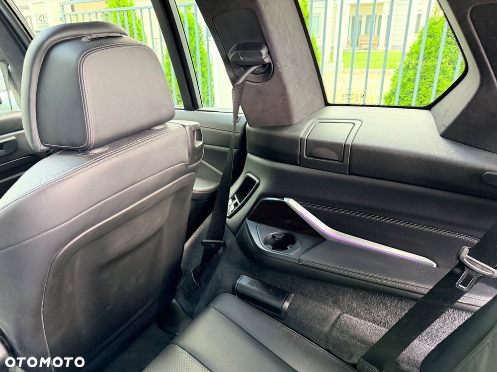 BMW X7 M50i sport - 22