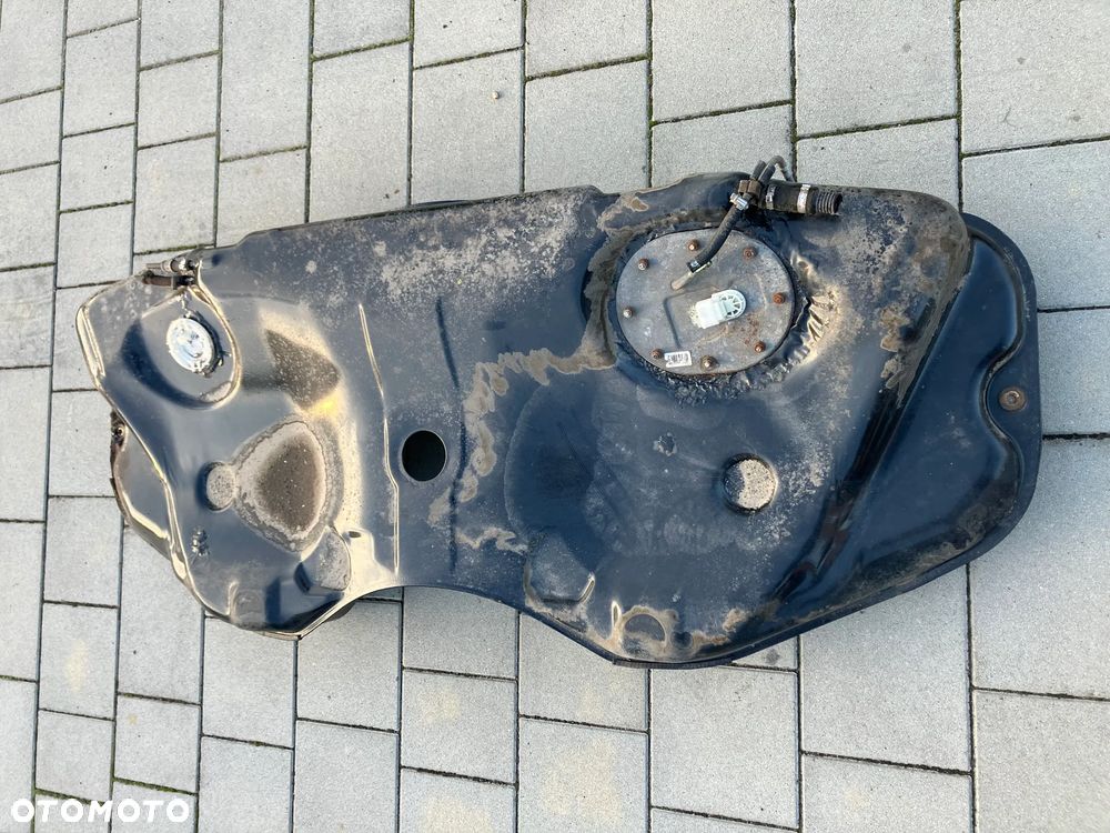 ZBIORNIK PALIWA BAK BMW E38 METALOWY M60 V8 BENZYNA WERSJA KTÓTKA - 2