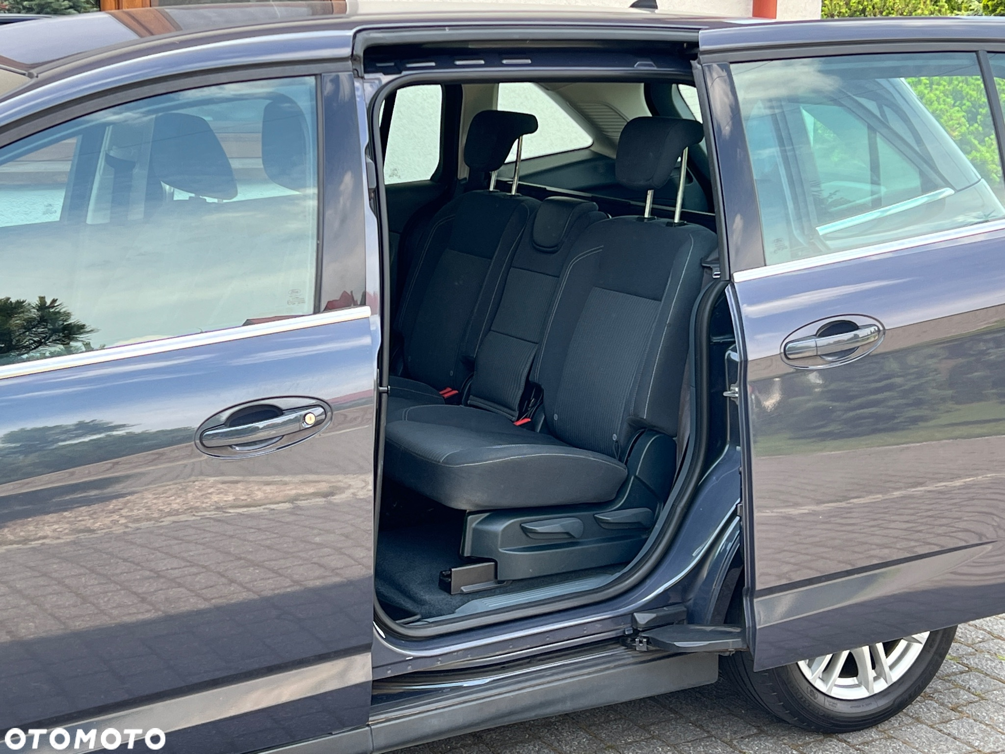 Ford Grand C-MAX 2.0 TDCi Business Edition - 28