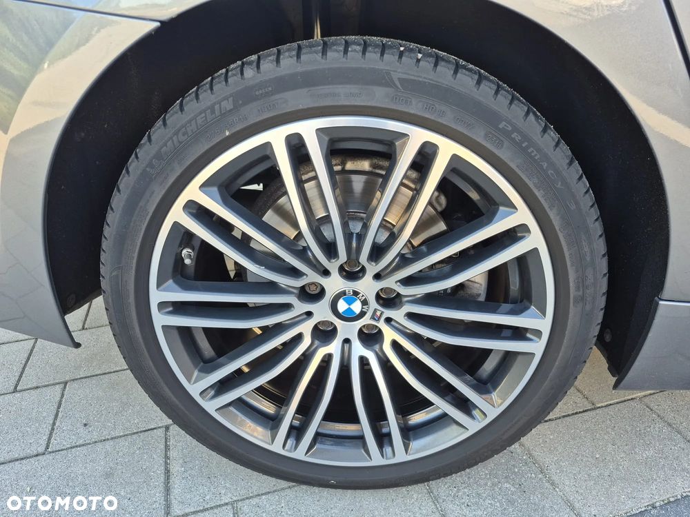 BMW Seria 5 - 21
