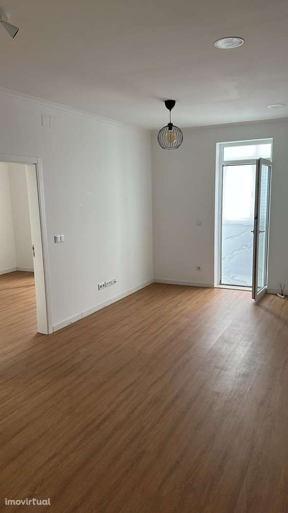 T1 em Lisboa, perto da Av. da Liberdade - Grande imagem: 2/12