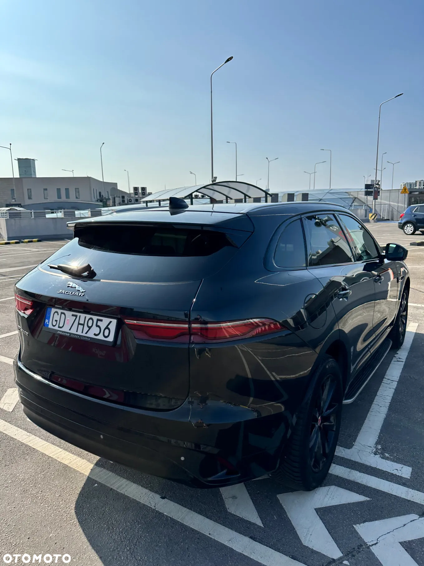 Jaguar F-Pace - 16