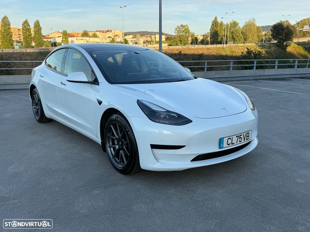 Tesla Model 3 Standard Range Plus RWD