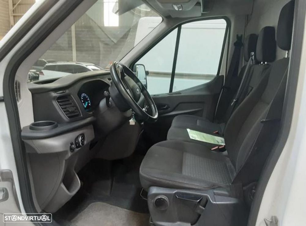 Ford Transit - 4