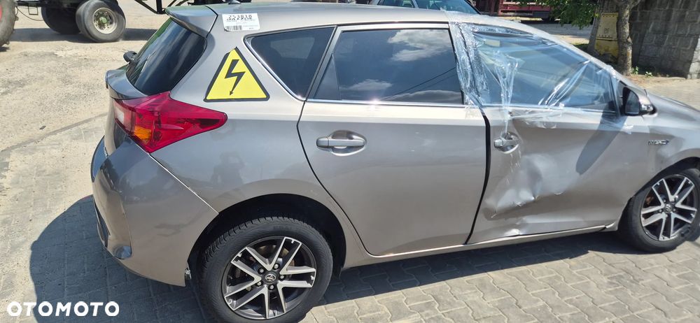 Toyota Auris Hybrid 135 Comfort - 6