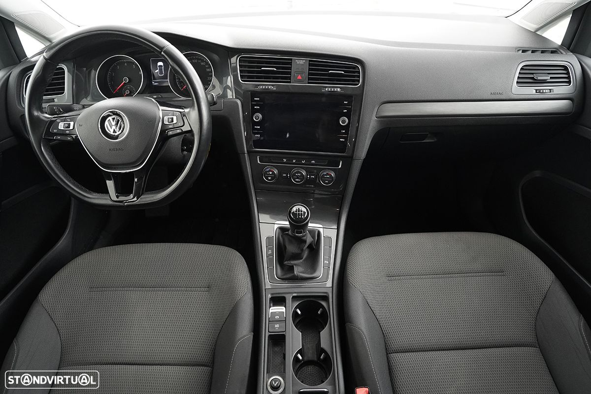 VW Golf 1.0 TSI Confortline - 8