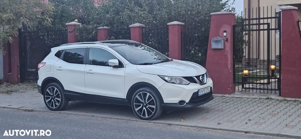 Nissan Qashqai 1.6L dCi Start/Stop 4X4-i Tekna - 11