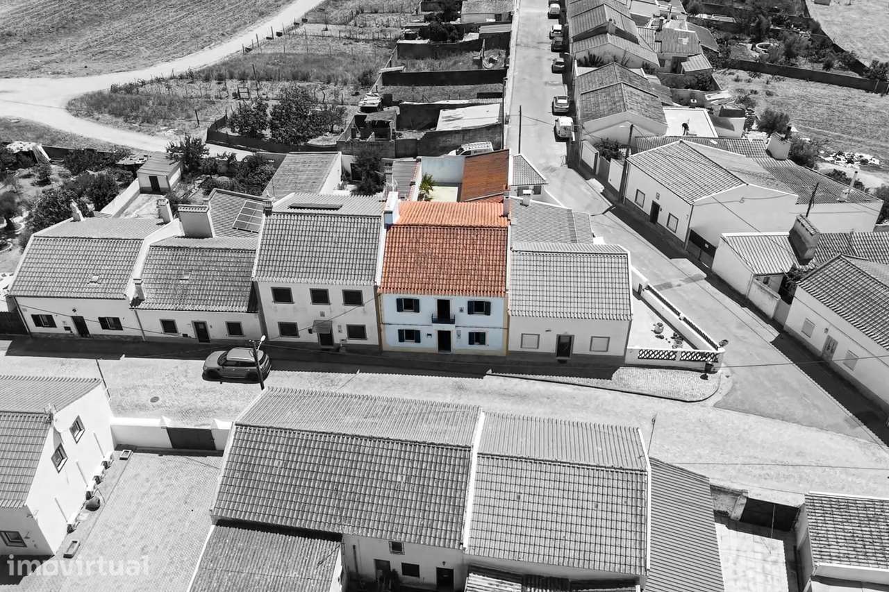 Moradia T5 charmosa com garagem e Logradouro Alto Alentejo - Grande imagem: 2/39