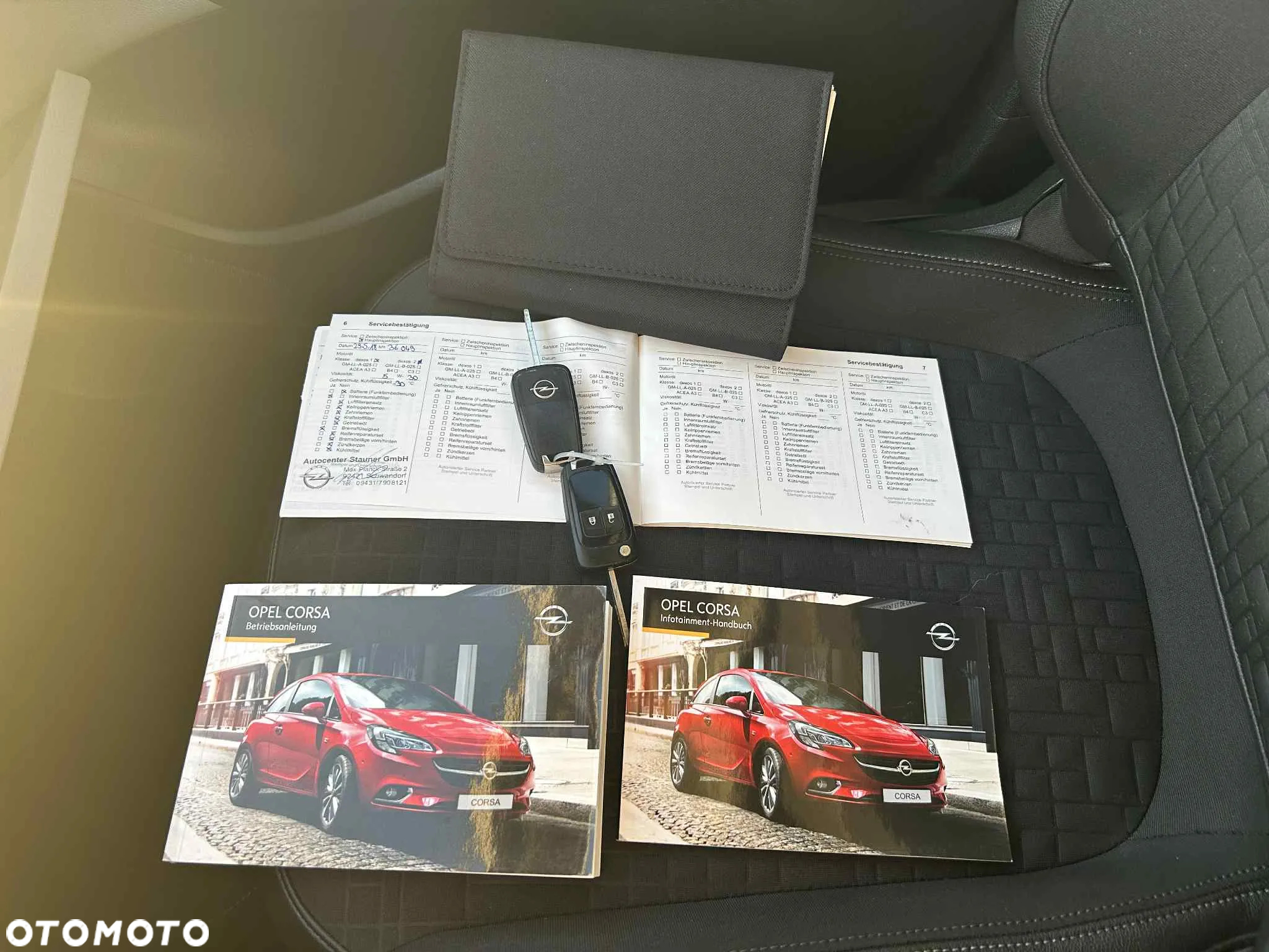 Opel Corsa 1.4 T Enjoy S&S - 27