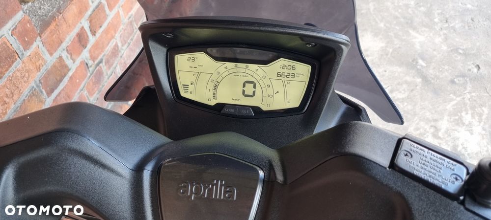 Aprilia SX - 2
