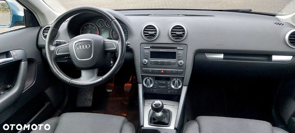 Audi A3 Sportback 2.0 TDI DPF Attraction - 27