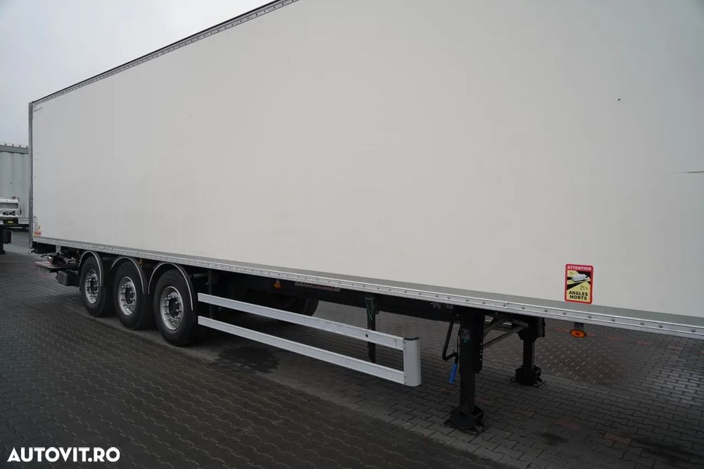 Fruehauf / SEMIREMORCĂ FURGON / STANDARD / LIFT HIDRAULIC DHOLLANDIA - 3.000 KG / PODEA REZISTENTĂ (HEAVY-DUTY) / SAF / UȘĂ TIP RULOU / - 11