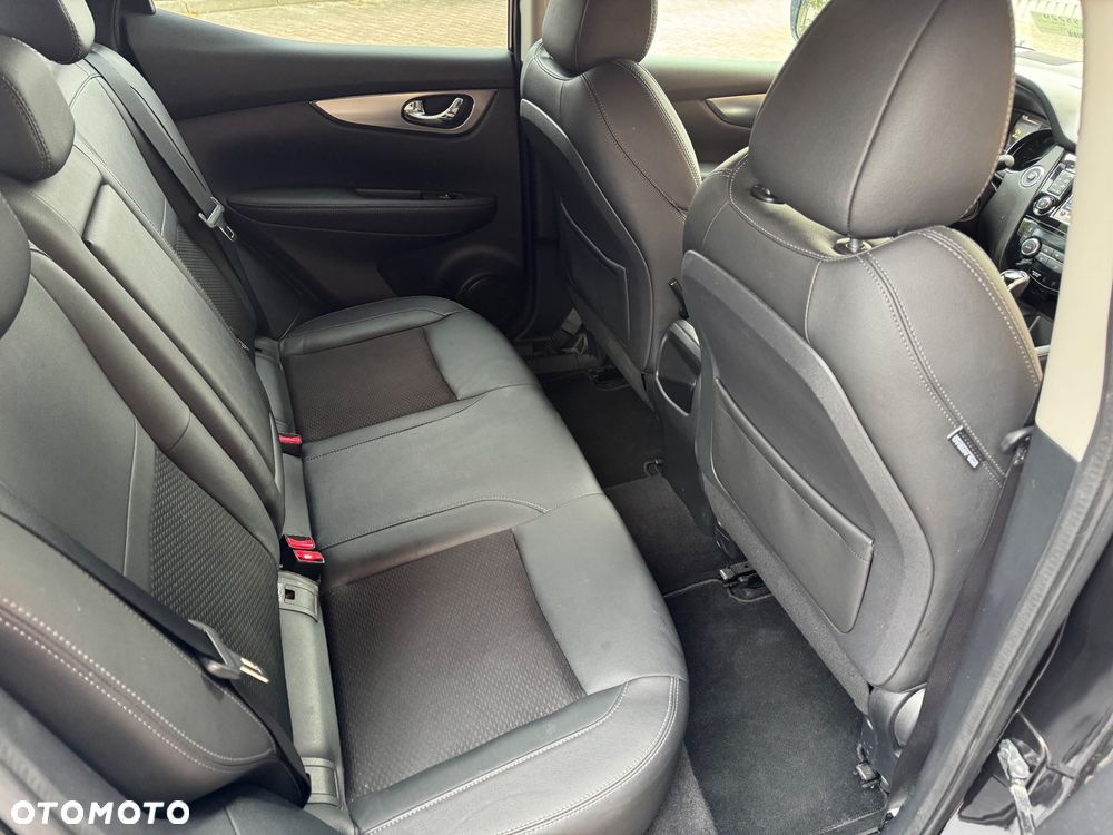 Nissan Qashqai 1.2 DIG-T Xtronic TEKNA - 22