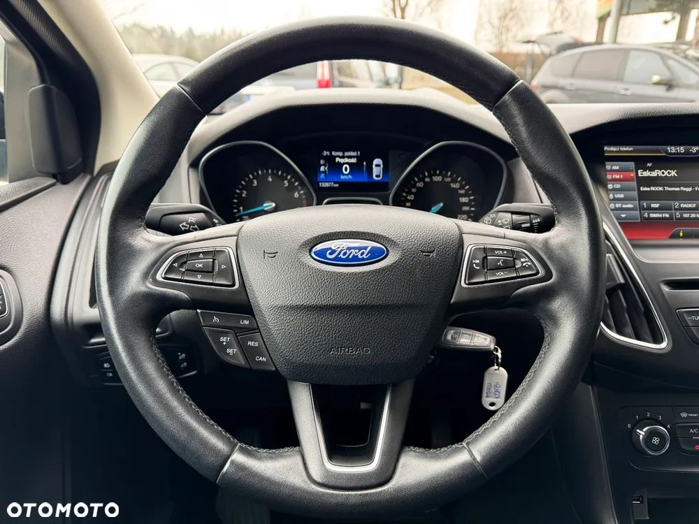 Ford Focus 1.0 EcoBoost Titanium - 9