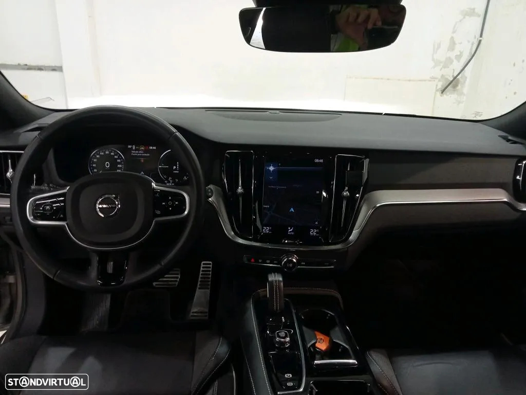 Volvo V60 2.0 T6 AWD TE R-Design - 7