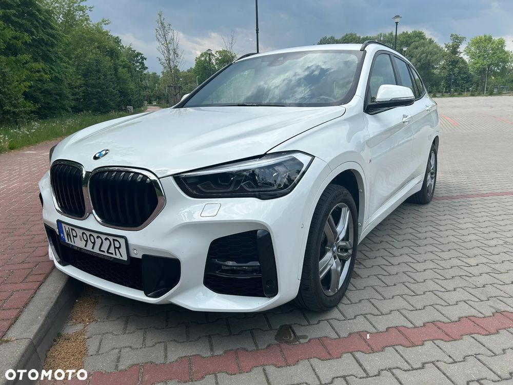 BMW X1 sDrive18i - 1