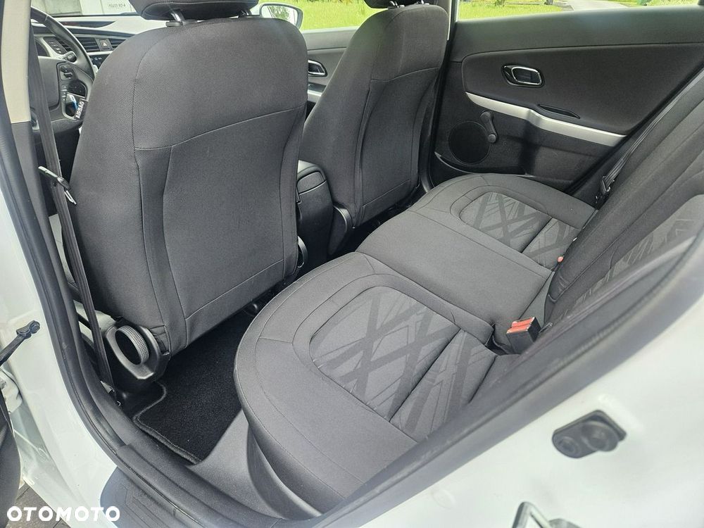 Kia Ceed - 15