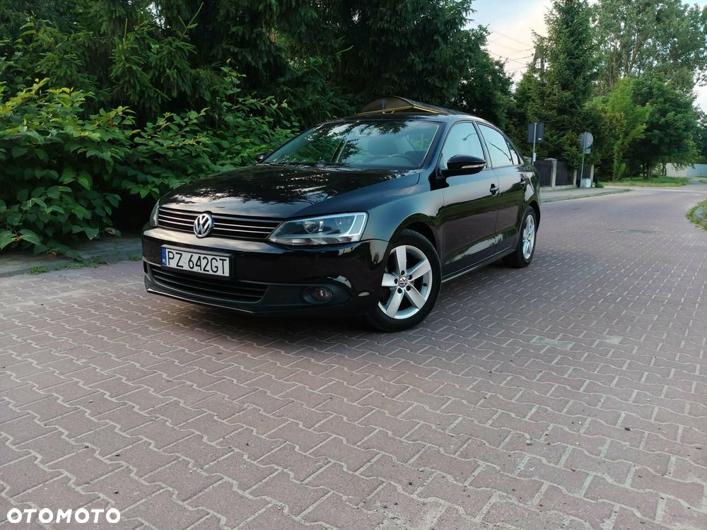 Volkswagen Jetta 1.2 TSI Comfortline - 2