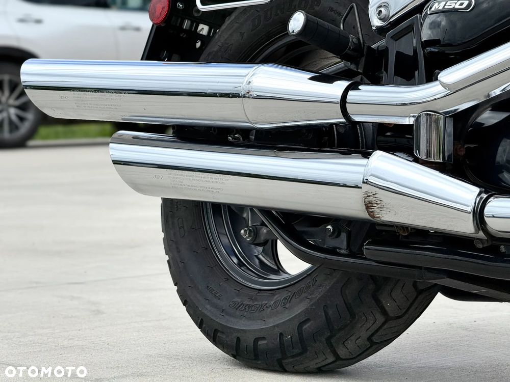 Suzuki Boulevard - 17