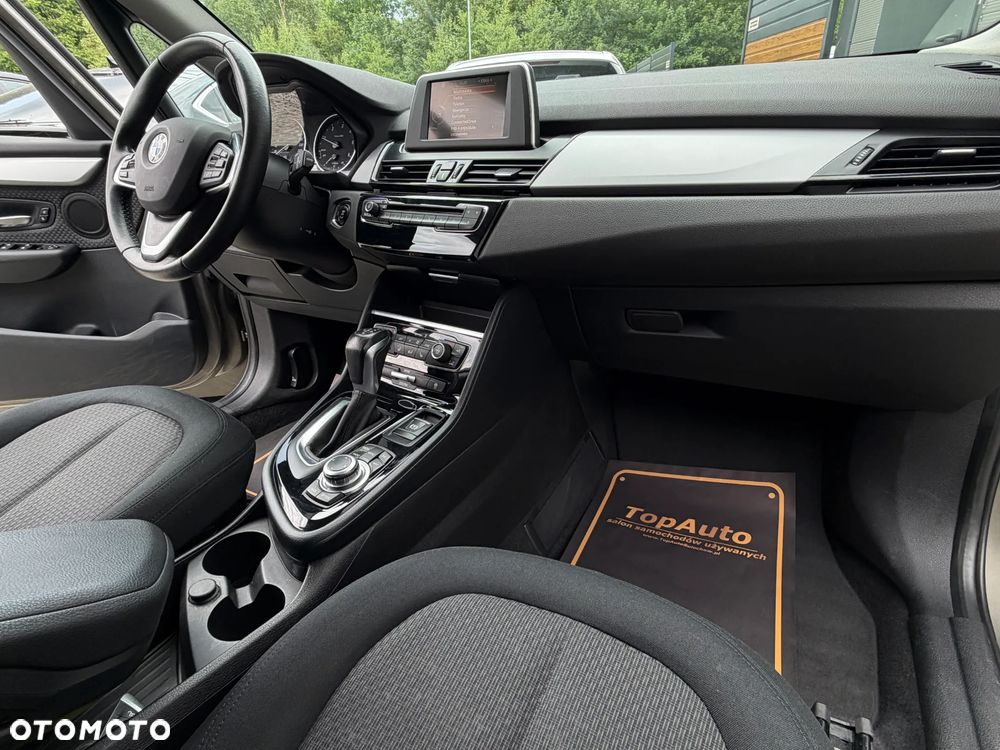 BMW Seria 2 218d Sport-Aut Advantage - 18
