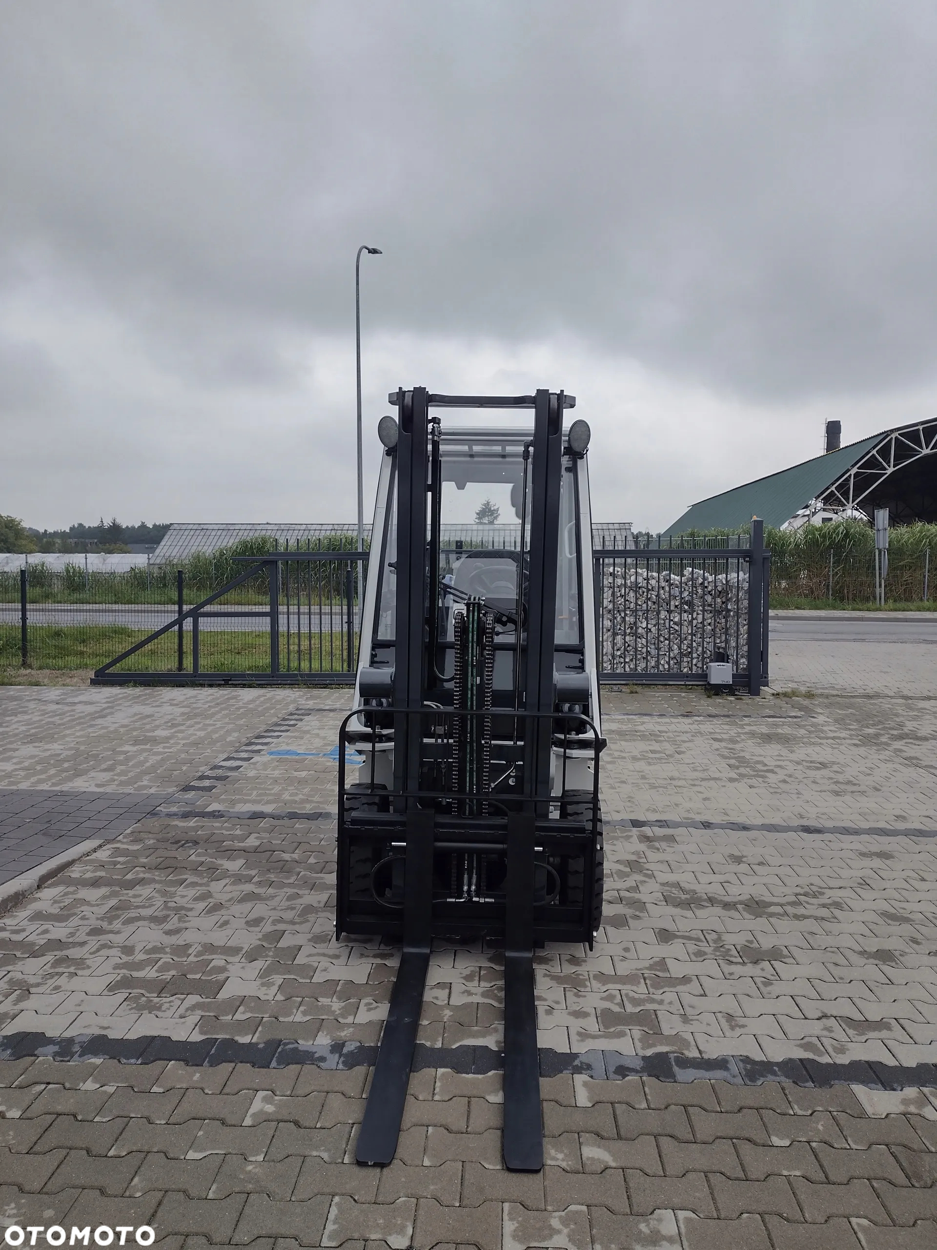 UniCarriers - 4